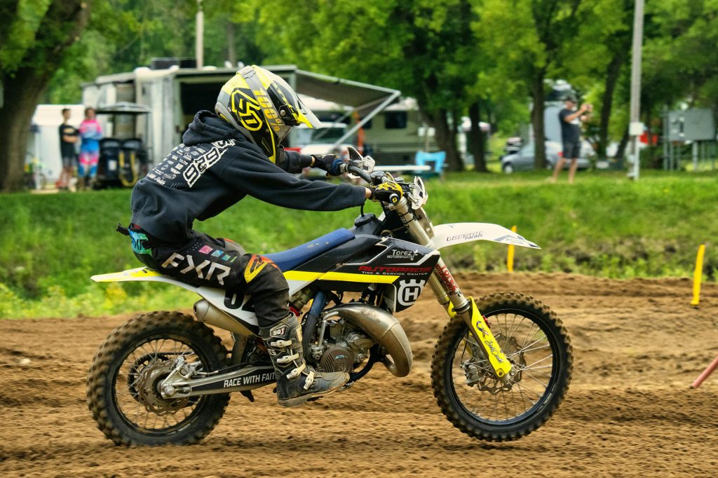Service och försäljning av Husqvarna motorcyklar i Skellefteå hos Tidy Powersports i Skellefteå AB